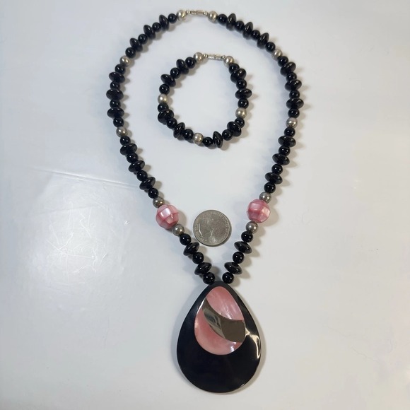 Vintage Necklace Mother of Pearl & Stone Pendant & Matching Bracelet Set 18" - Picture 6 of 13